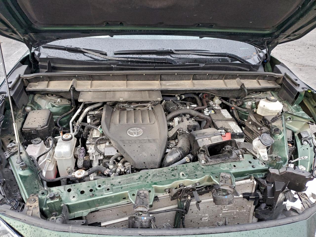 2024 TOYOTA HIGHLANDER LE photo 12