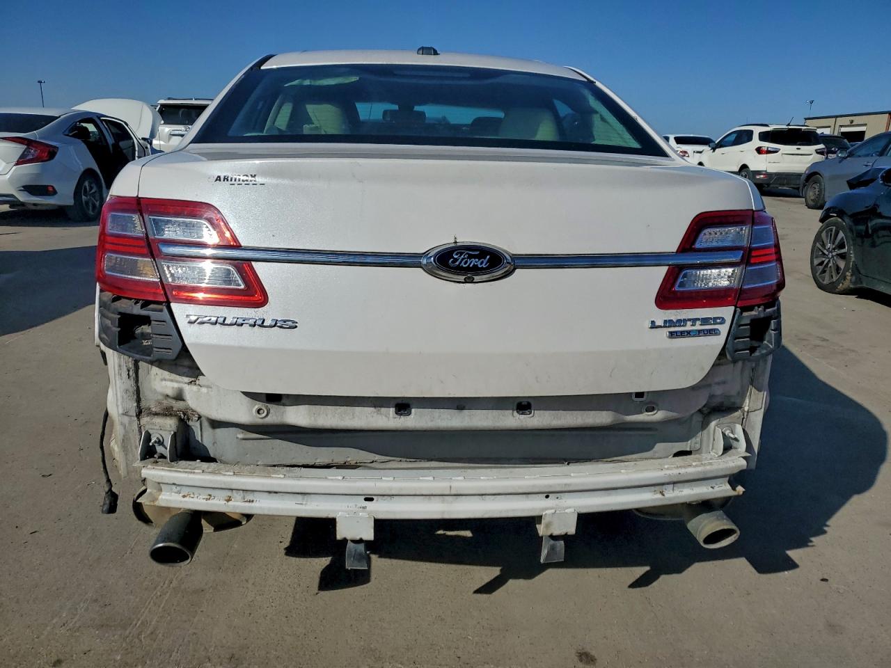 2014 FORD TAURUS LIMITED photo 6
