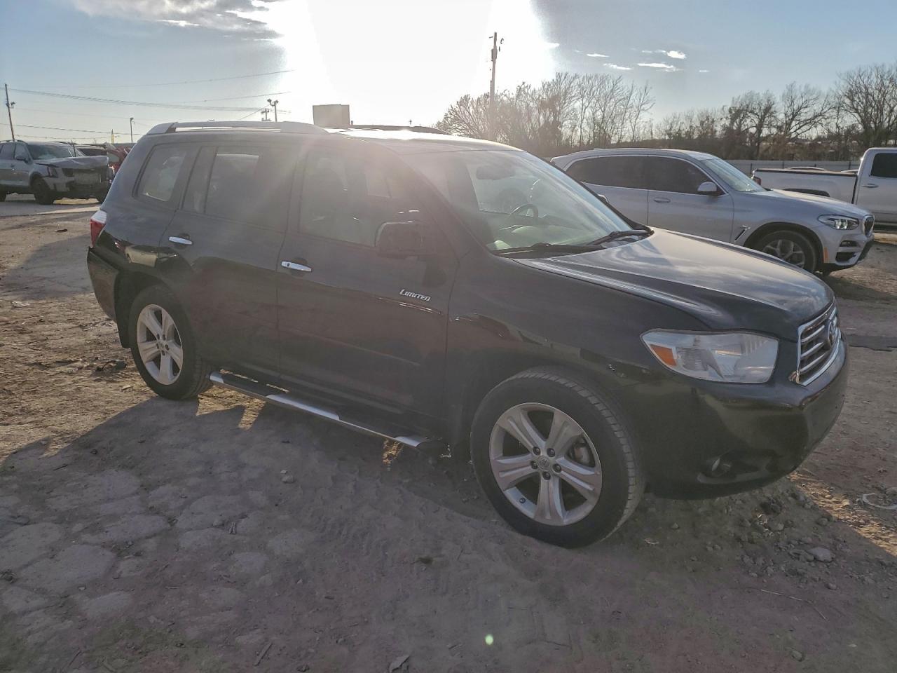 2010 TOYOTA HIGHLANDER LIMITED photo 4