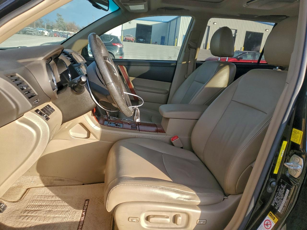 2010 TOYOTA HIGHLANDER LIMITED photo 7