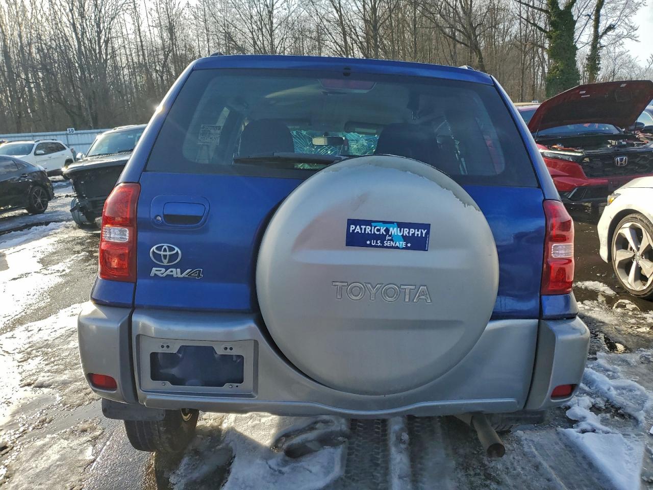 2004 TOYOTA RAV4 photo 6