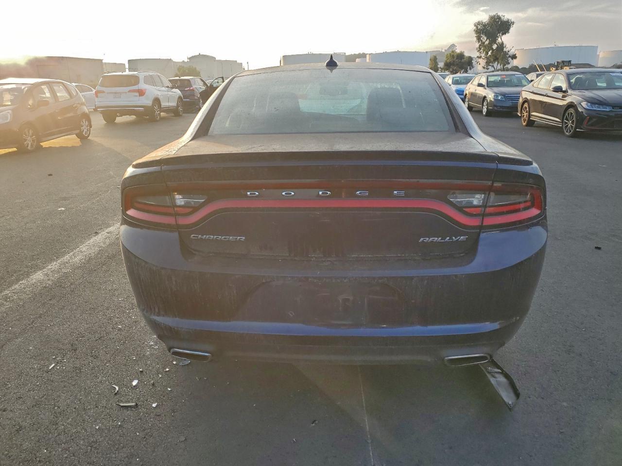 2015 DODGE CHARGER SXT photo 16