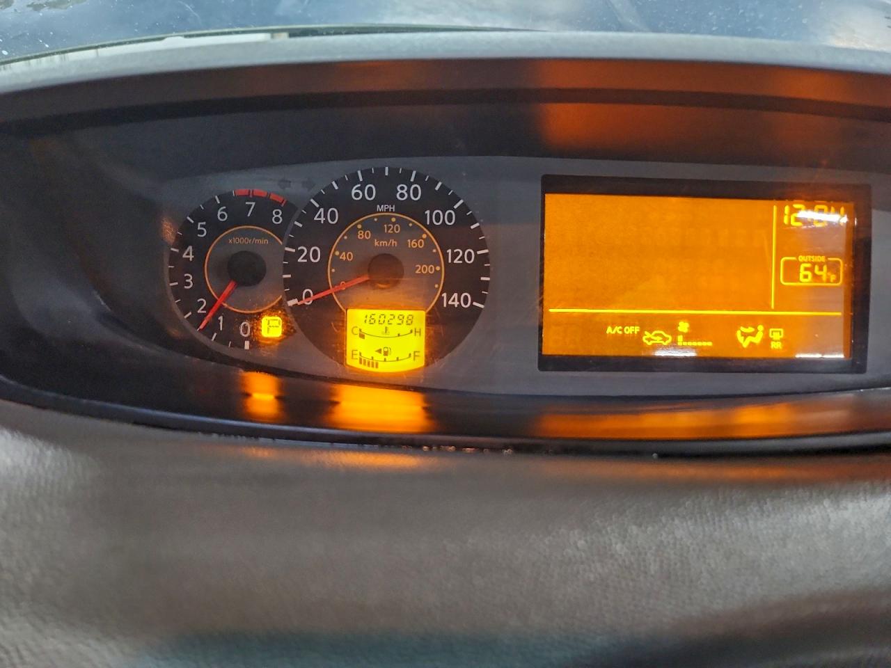 2005 NISSAN QUEST S photo 9