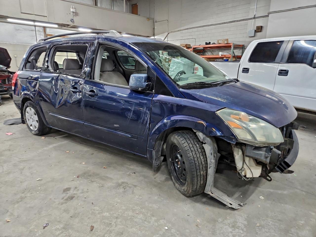 2005 NISSAN QUEST S photo 4