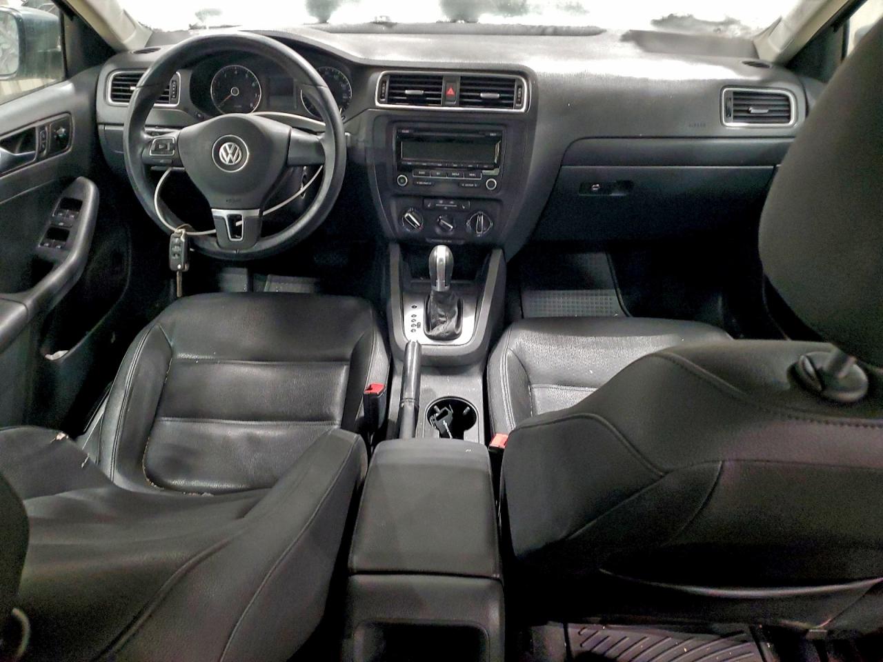 2012 VOLKSWAGEN JETTA SE photo 22