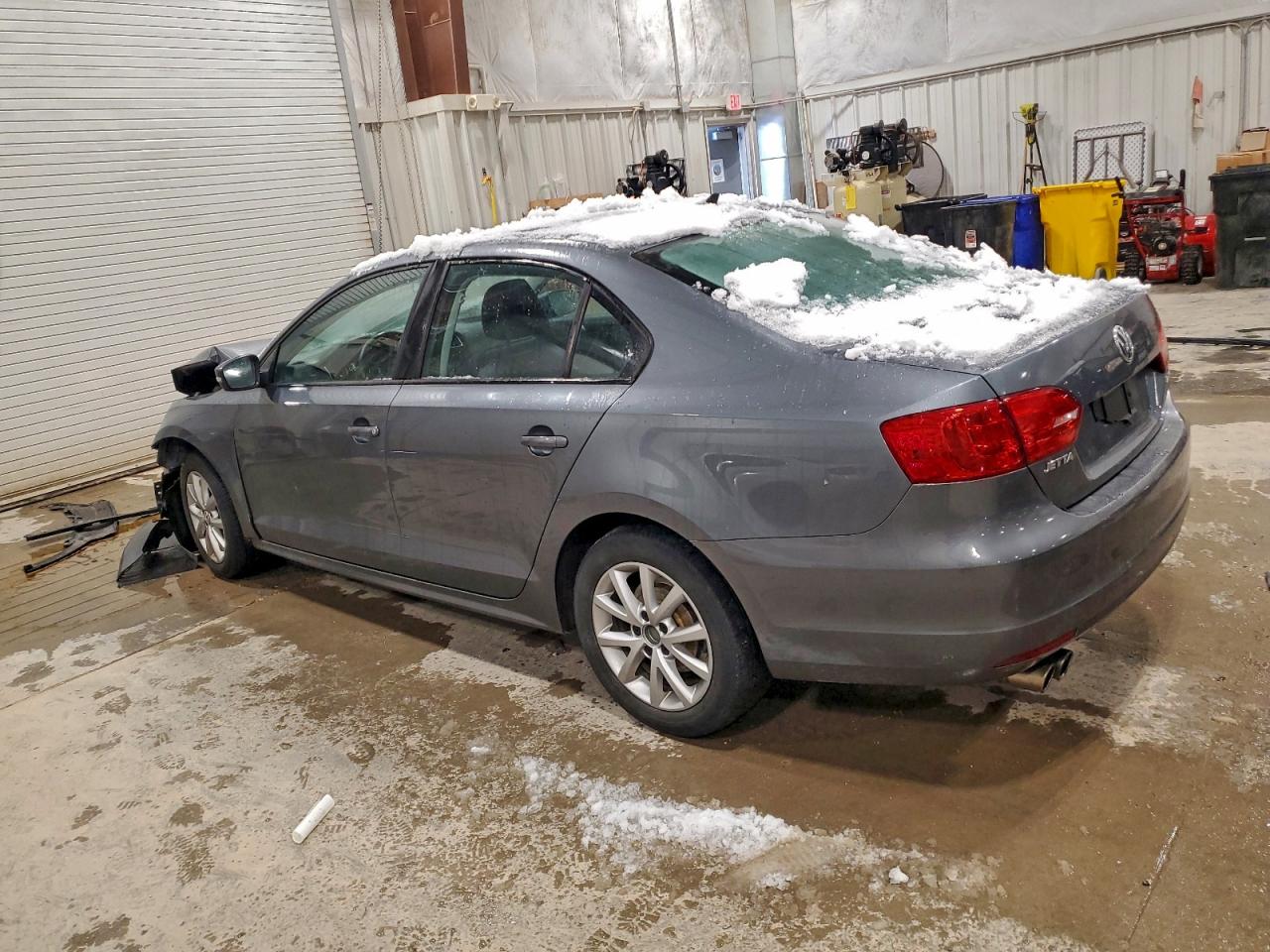 2012 VOLKSWAGEN JETTA SE photo 4