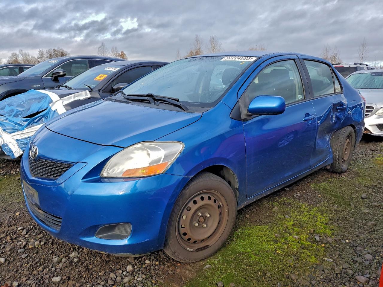 2010 TOYOTA YARIS