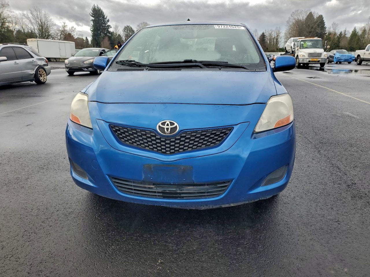 2010 TOYOTA YARIS photo 5
