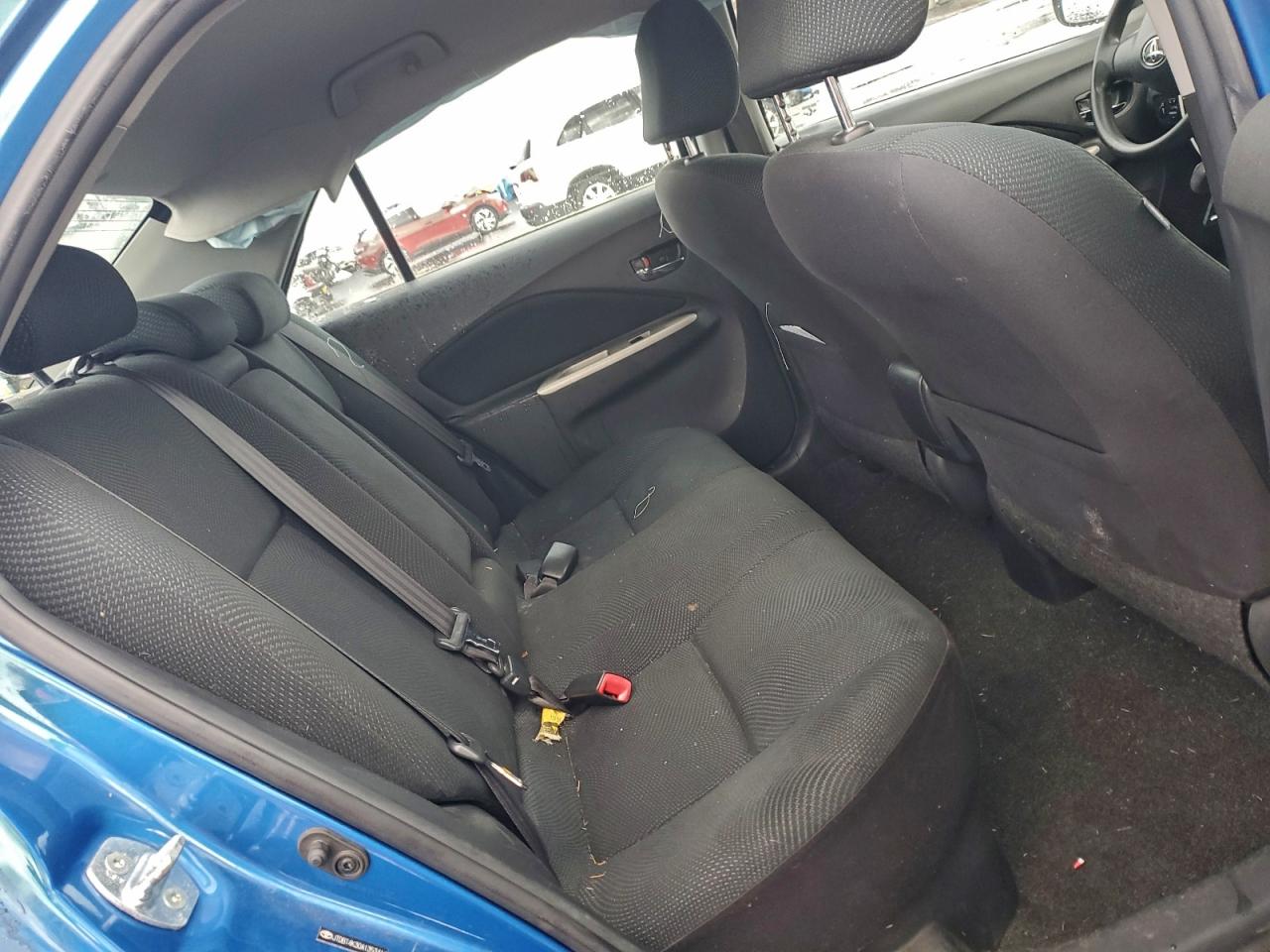 2010 TOYOTA YARIS photo 10