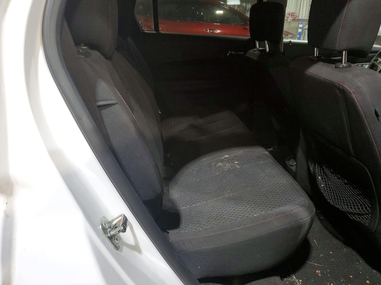 2012 GMC TERRAIN SLE photo 11