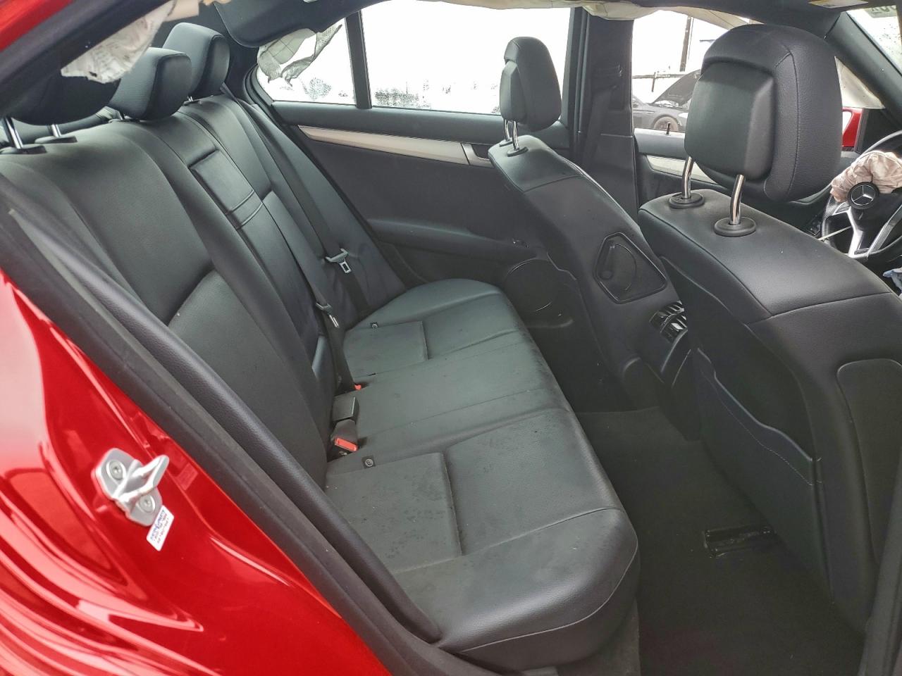 2013 MERCEDES-BENZ C 250 photo 37