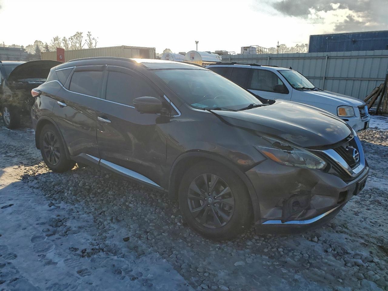 2018 NISSAN MURANO S photo 4