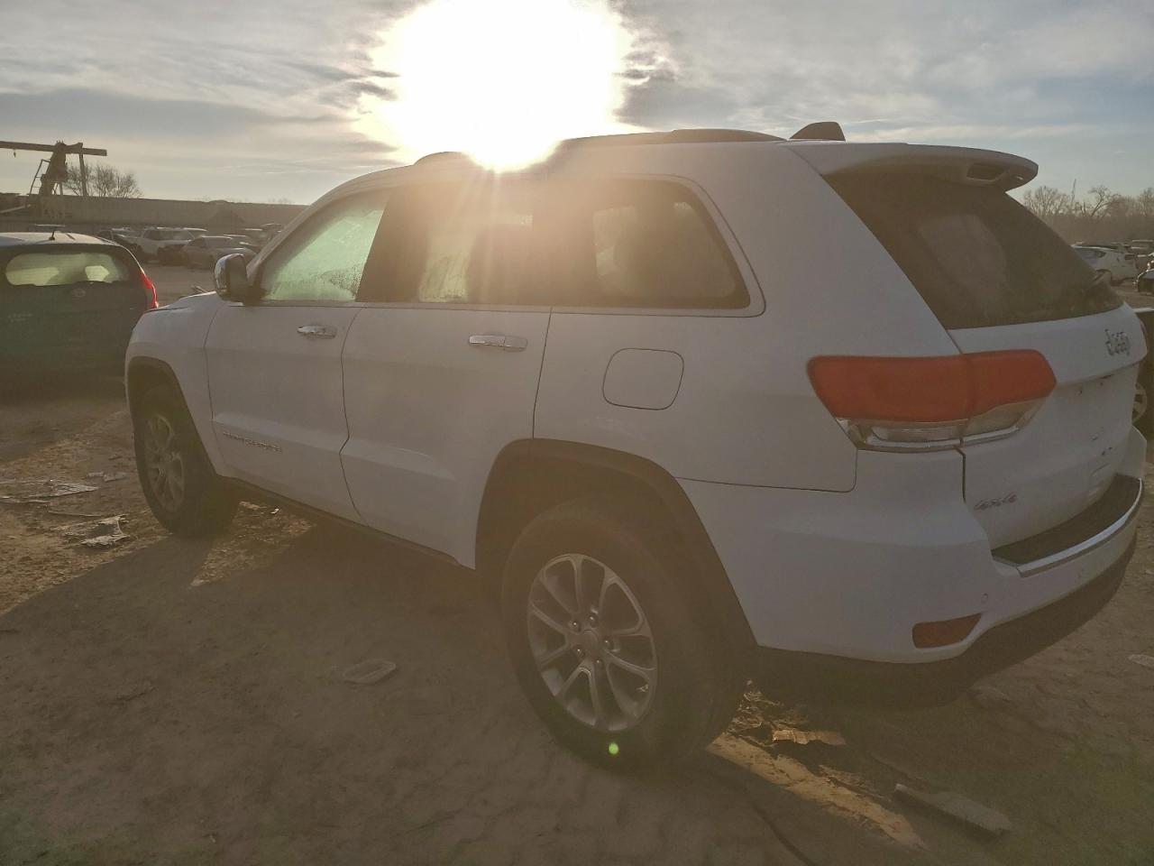 2016 JEEP GRAND CHEROKEE LIMITED photo 2