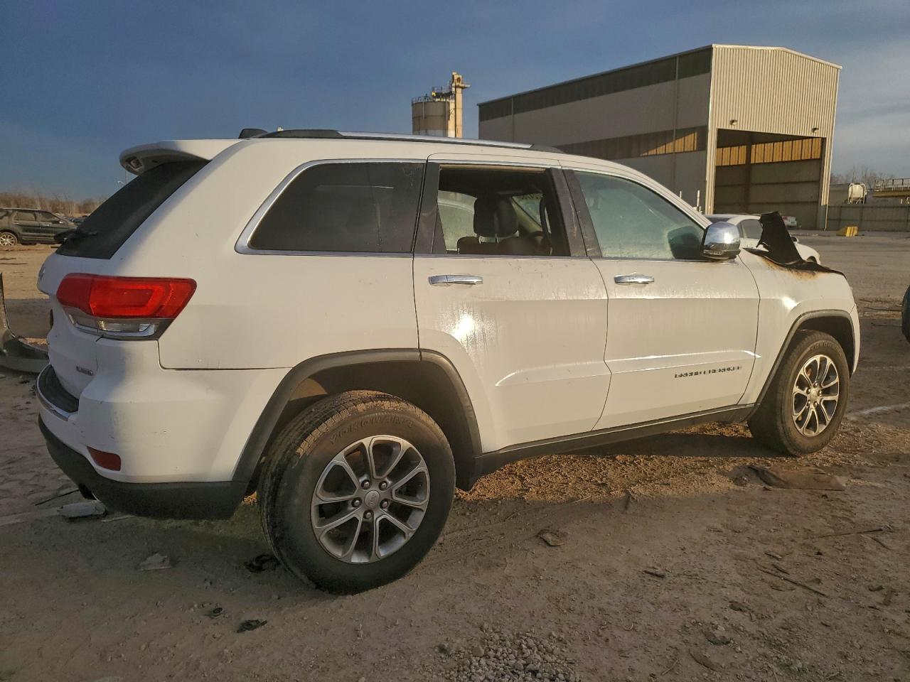 2016 JEEP GRAND CHEROKEE LIMITED photo 3
