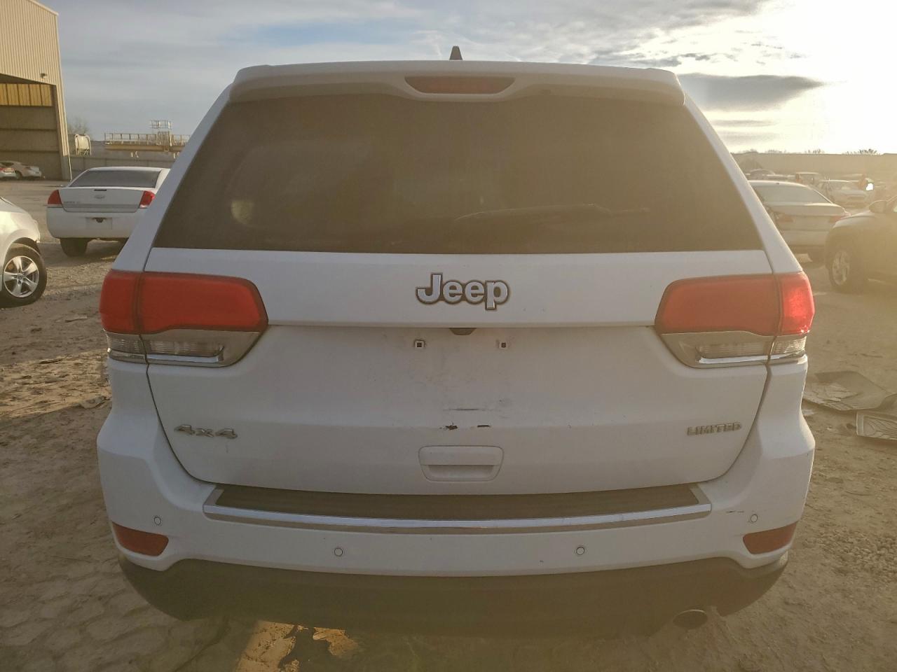 2016 JEEP GRAND CHEROKEE LIMITED photo 6