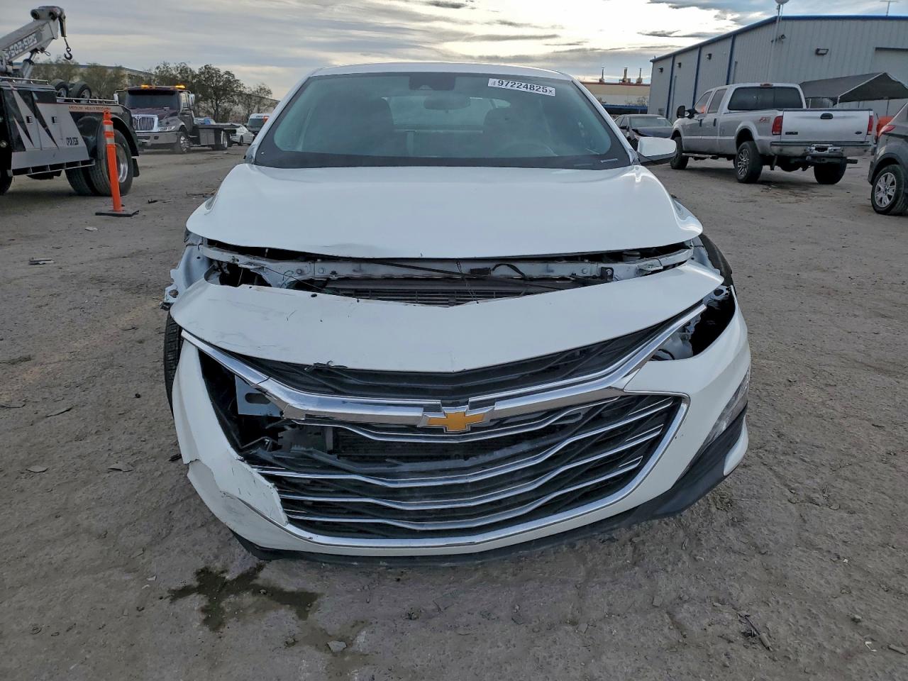 2023 CHEVROLET MALIBU LT photo 5