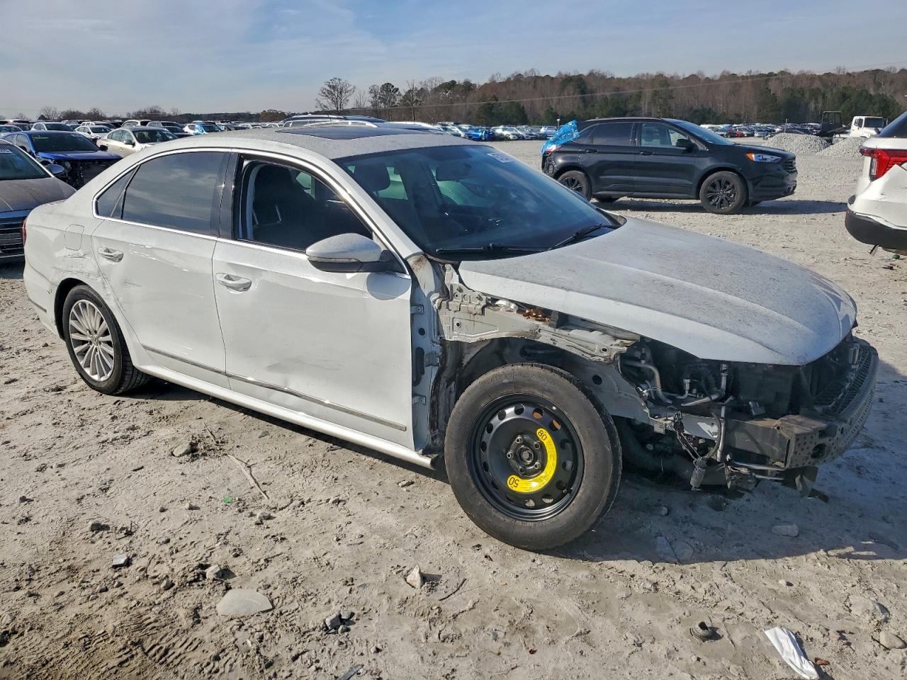2017 VOLKSWAGEN PASSAT SE photo 10