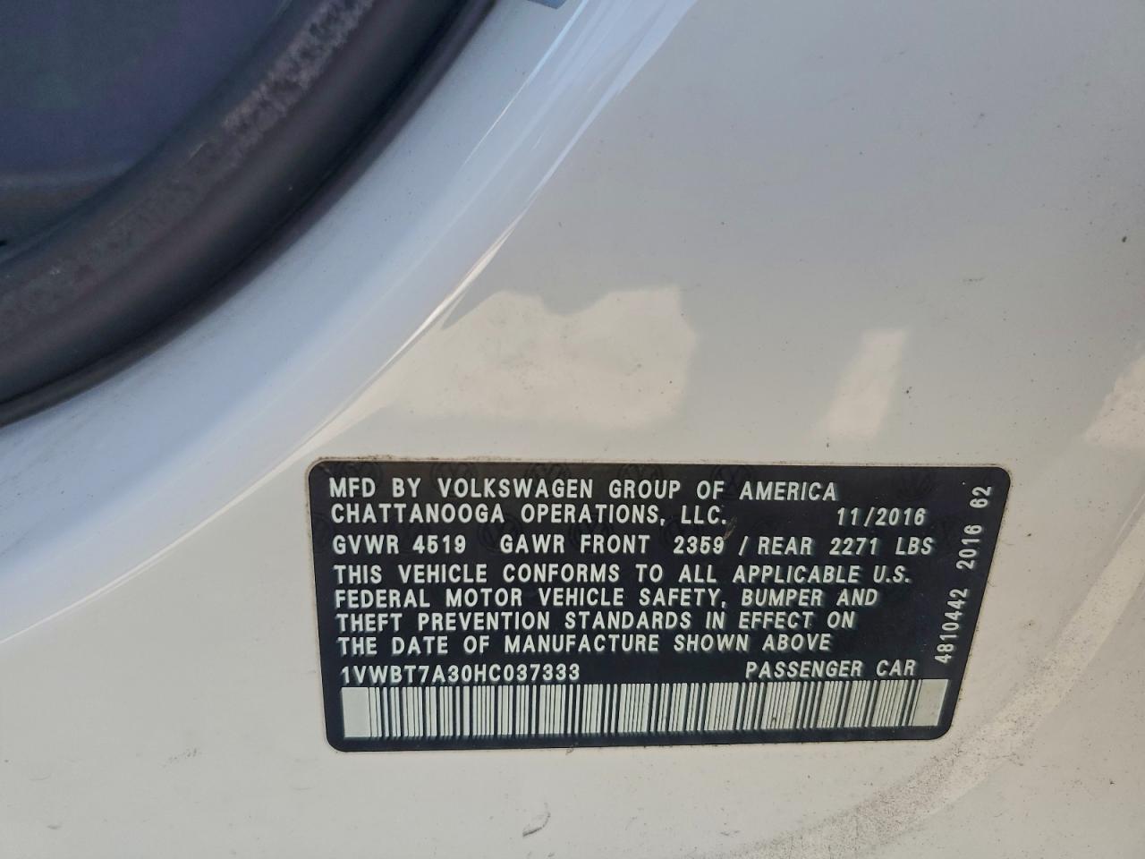 2017 VOLKSWAGEN PASSAT SE photo 34