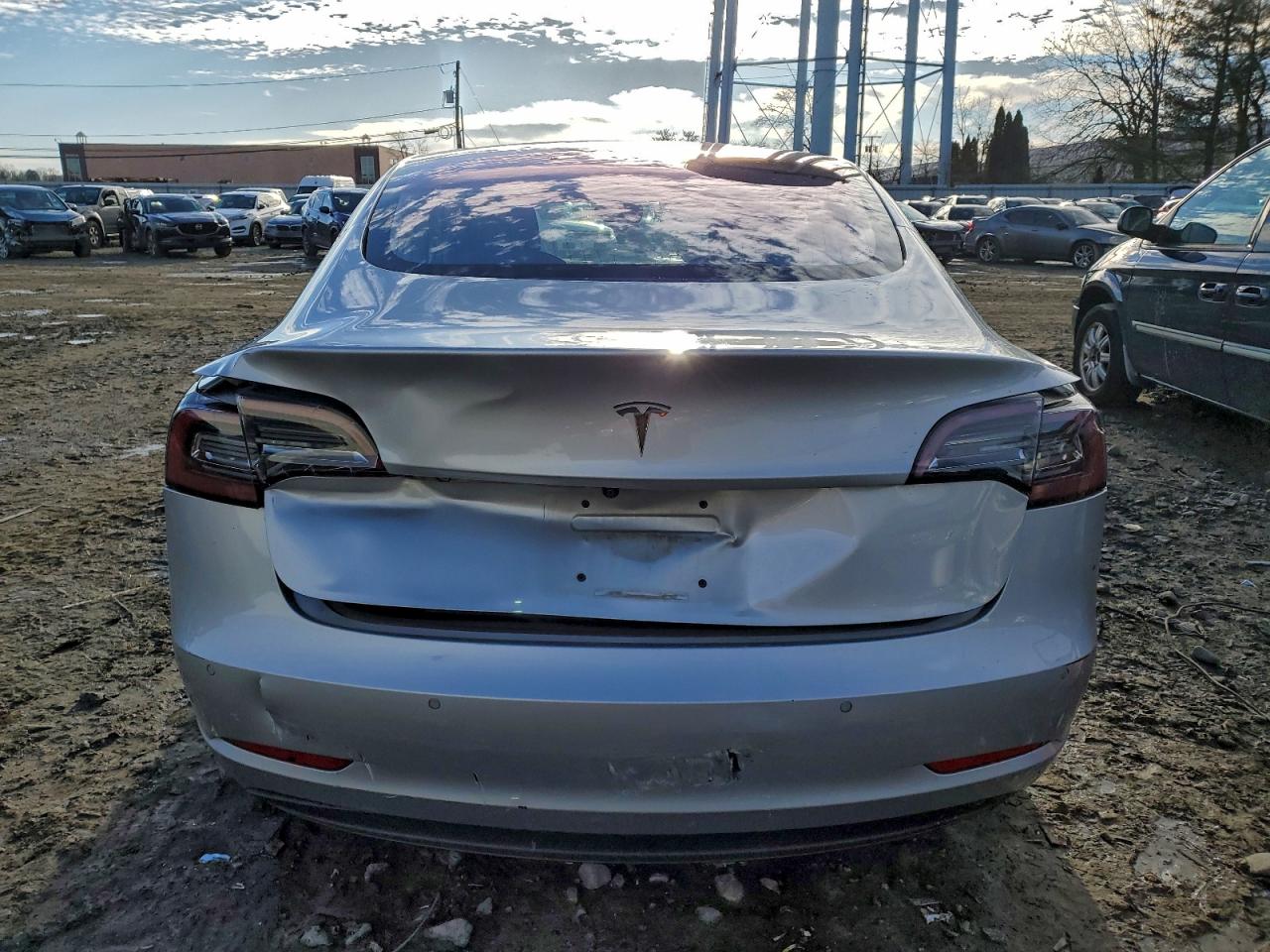 2018 TESLA MODEL 3 photo 6