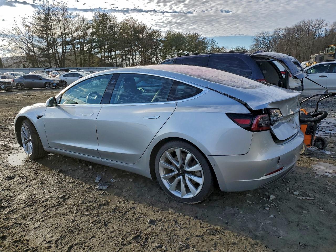 2018 TESLA MODEL 3 photo 2
