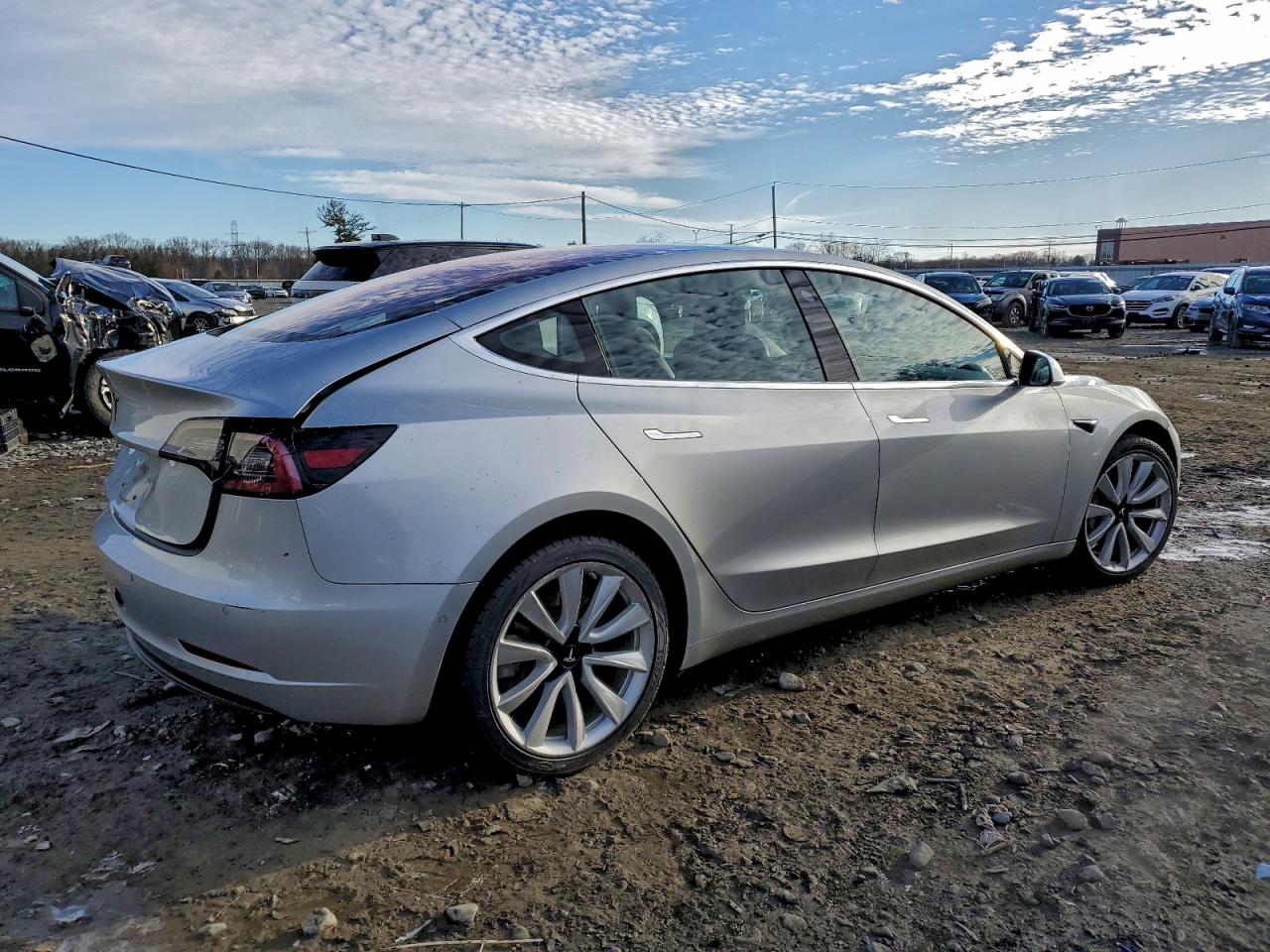 2018 TESLA MODEL 3 photo 3