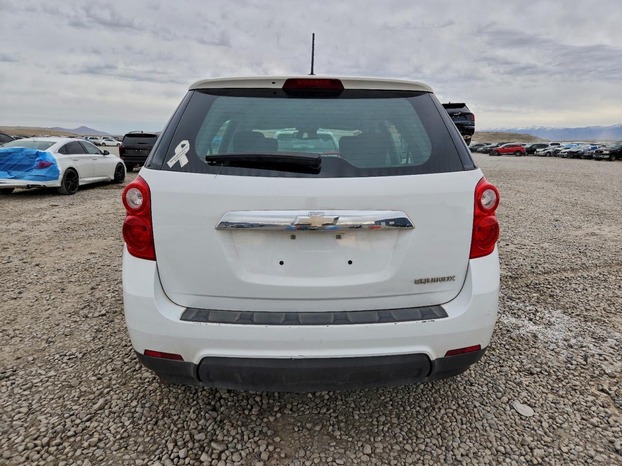 2015 CHEVROLET EQUINOX LS photo 11