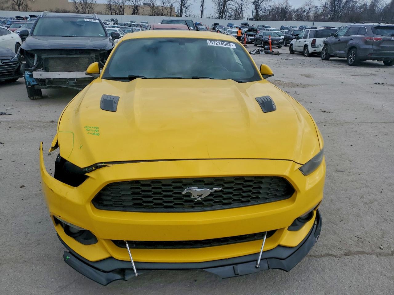 2015 FORD MUSTANG photo 13