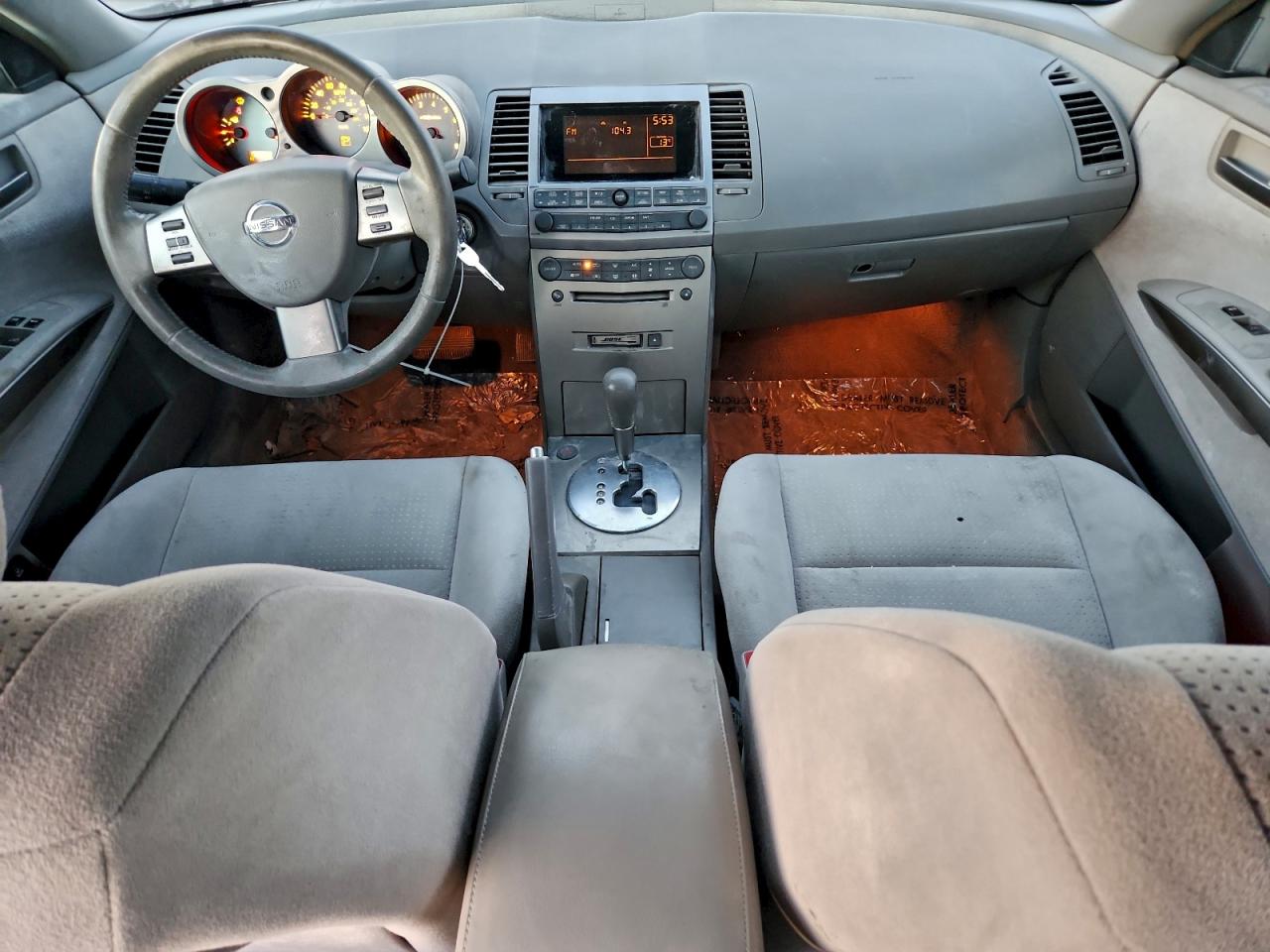 2004 NISSAN MAXIMA SE photo 15