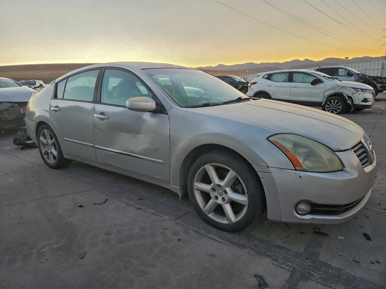 2004 NISSAN MAXIMA SE photo 7