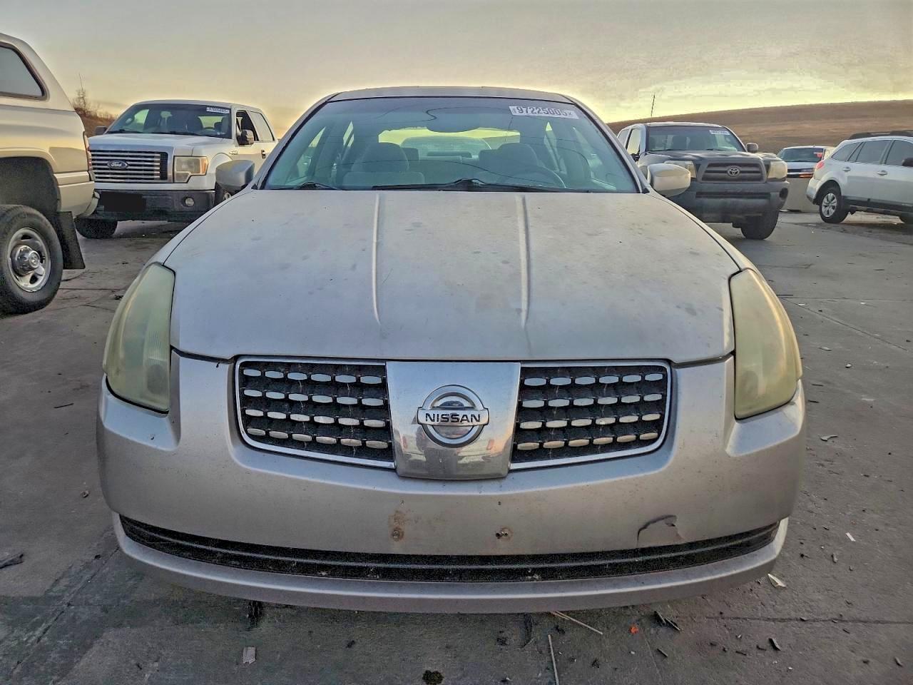 2004 NISSAN MAXIMA SE photo 9