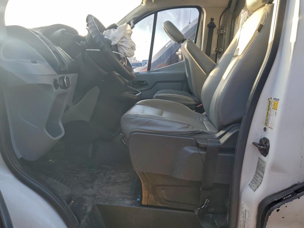 2016 FORD TRANSIT T-250 photo 19