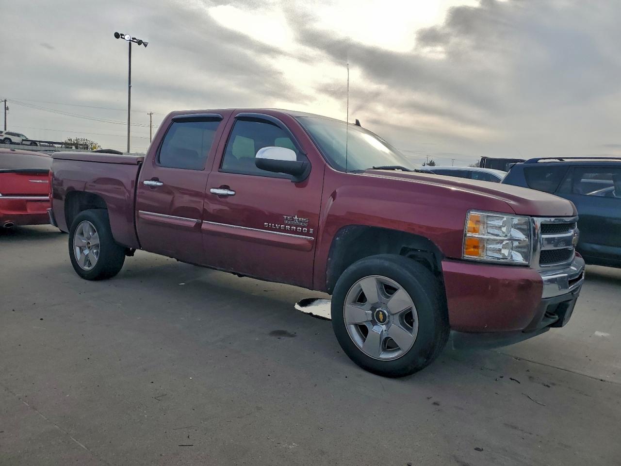 2009 CHEVROLET SILVERADO C1500 LT photo 4