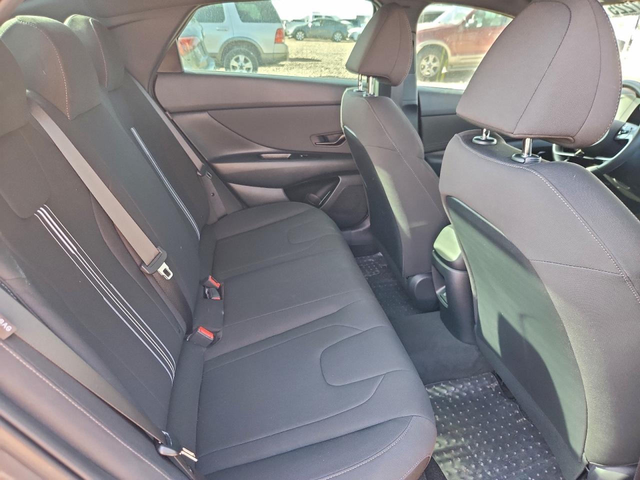2025 HYUNDAI ELANTRA SEL SPORT photo 10
