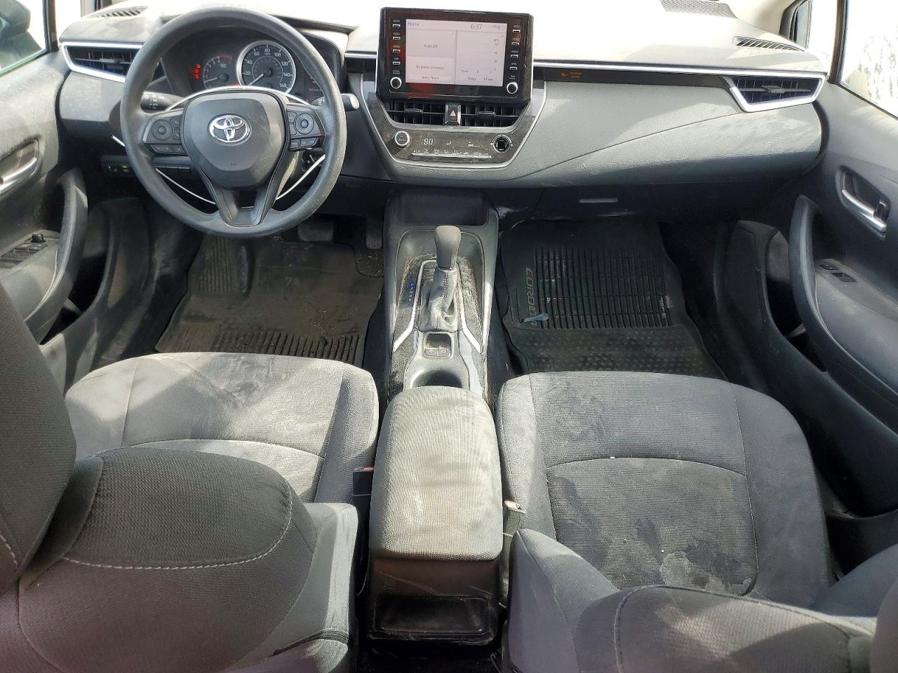 2020 TOYOTA COROLLA LE photo 8