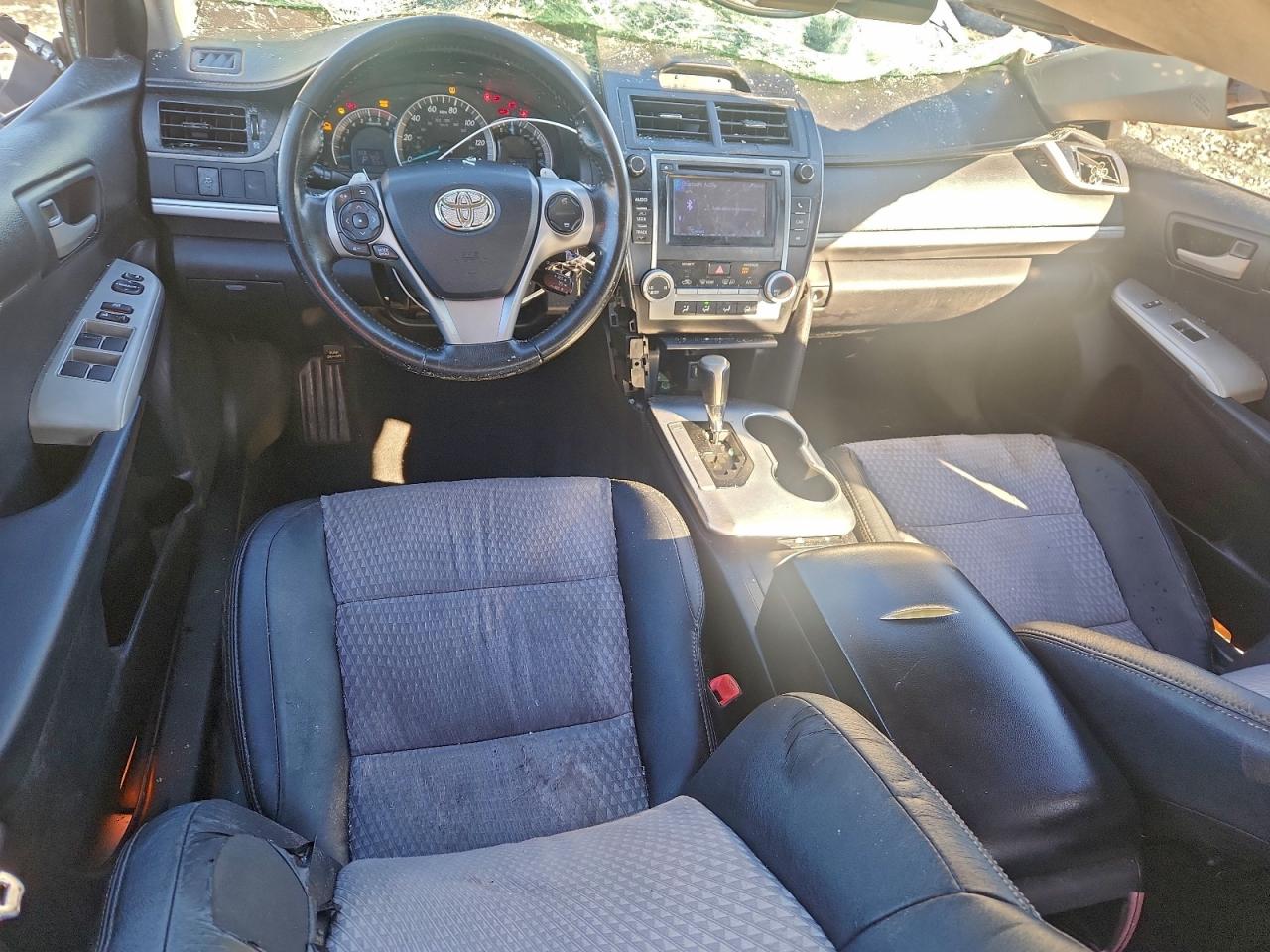 2012 TOYOTA CAMRY BASE photo 8