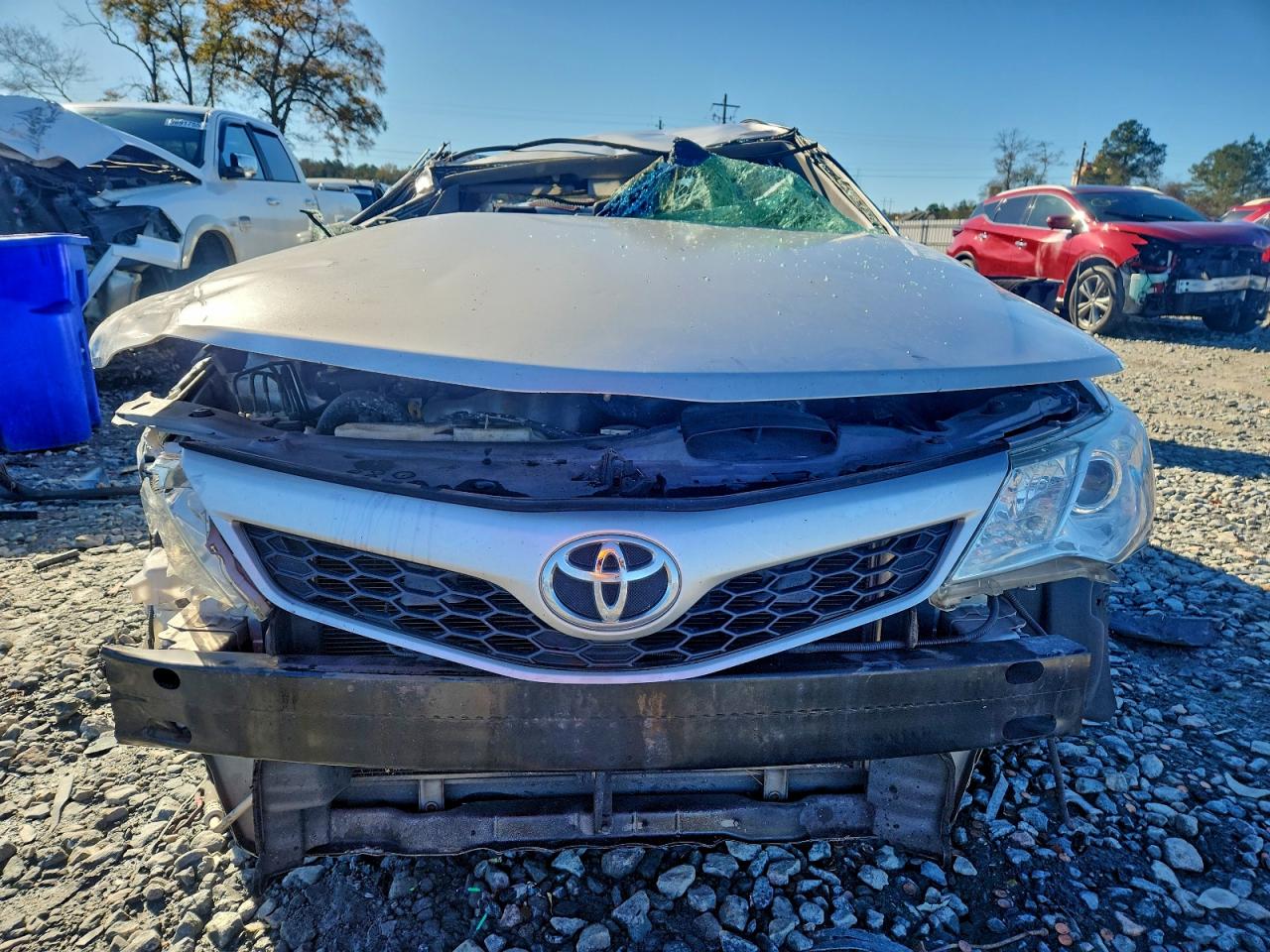 2012 TOYOTA CAMRY BASE photo 5