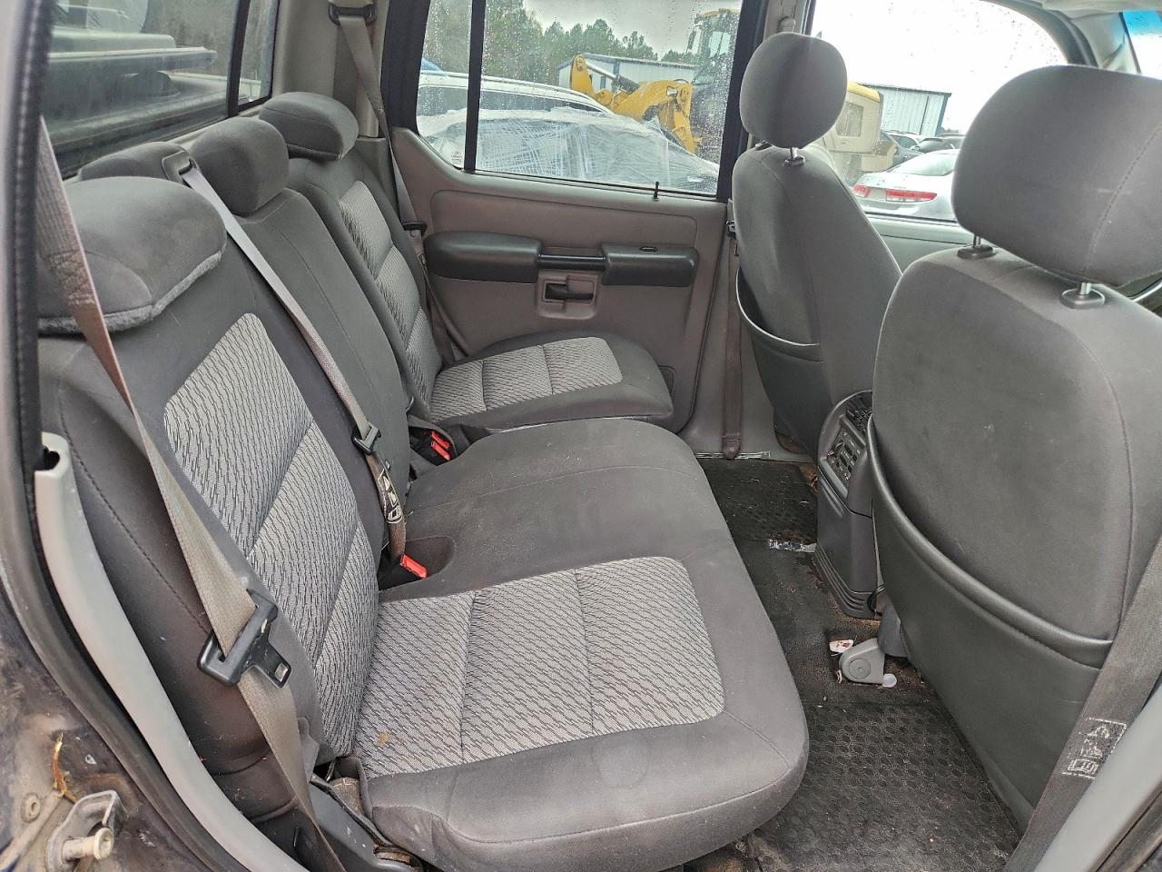 2003 FORD EXPLORER SPORT TRAC photo 37