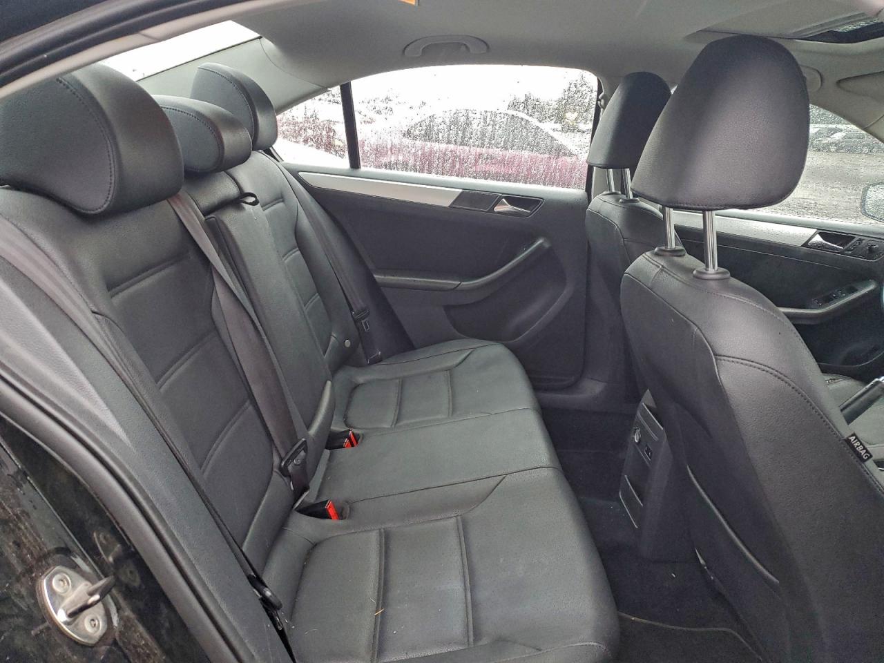 2011 VOLKSWAGEN JETTA SEL photo 19
