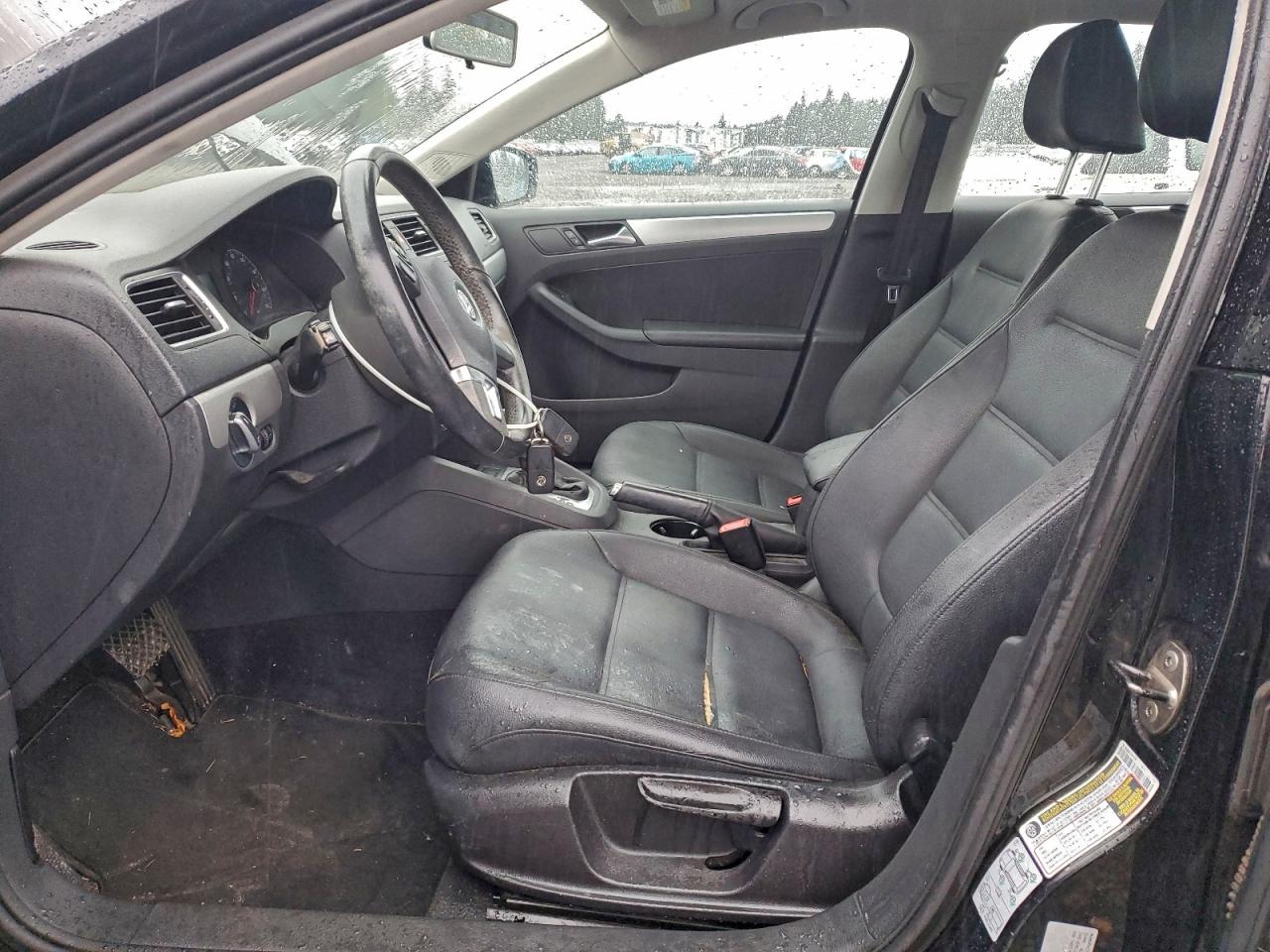 2011 VOLKSWAGEN JETTA SEL photo 13