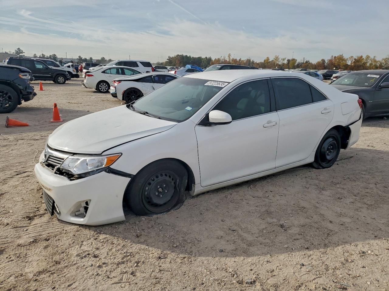 2014 TOYOTA CAMRY