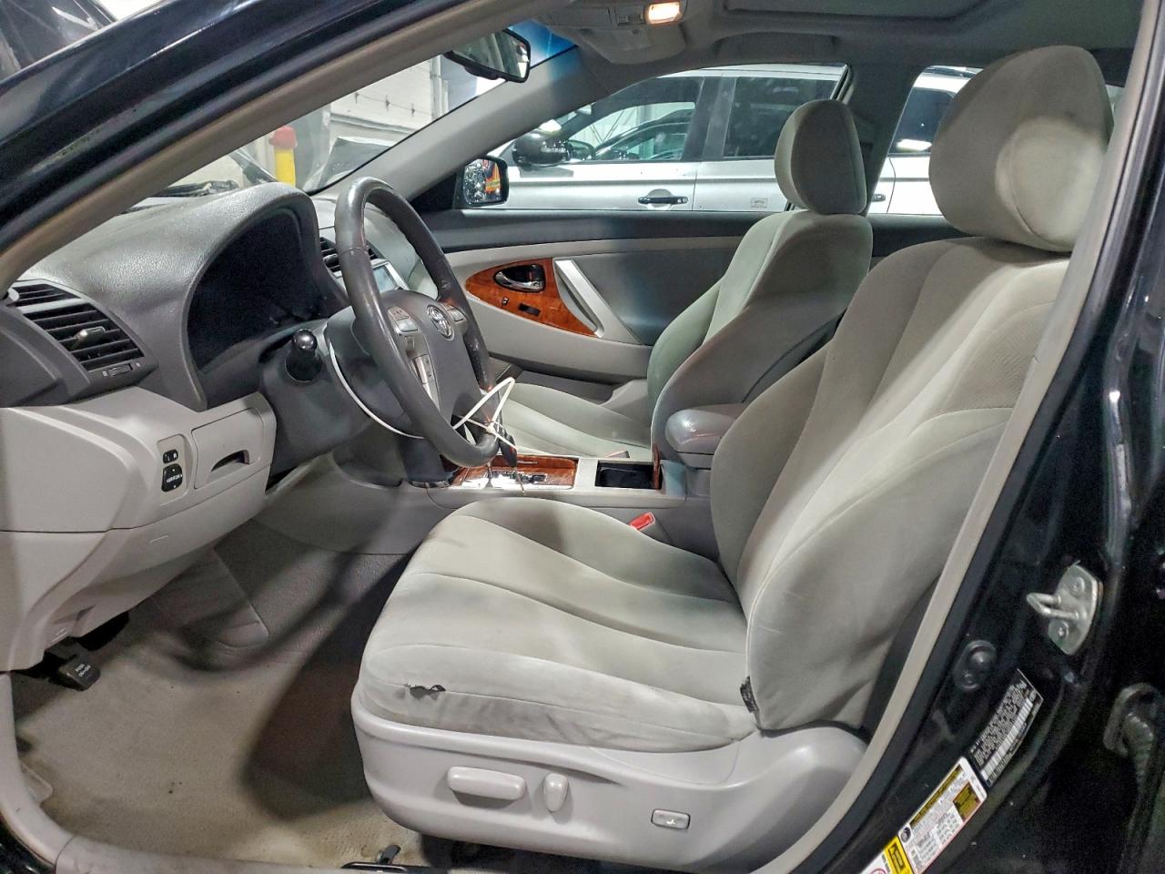 2009 TOYOTA CAMRY BASE photo 25