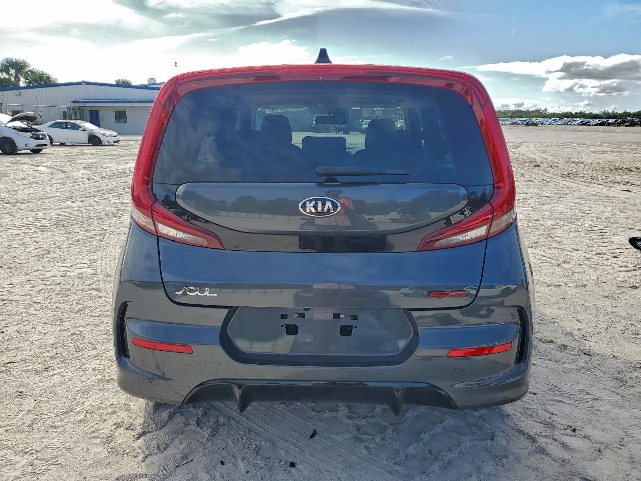 2021 KIA SOUL GT LINE photo 6