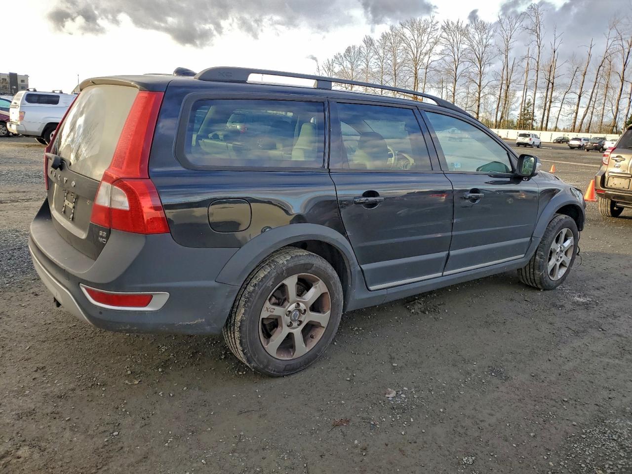 2008 VOLVO XC70 photo 3