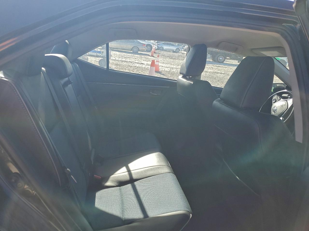 2016 TOYOTA COROLLA L photo 37