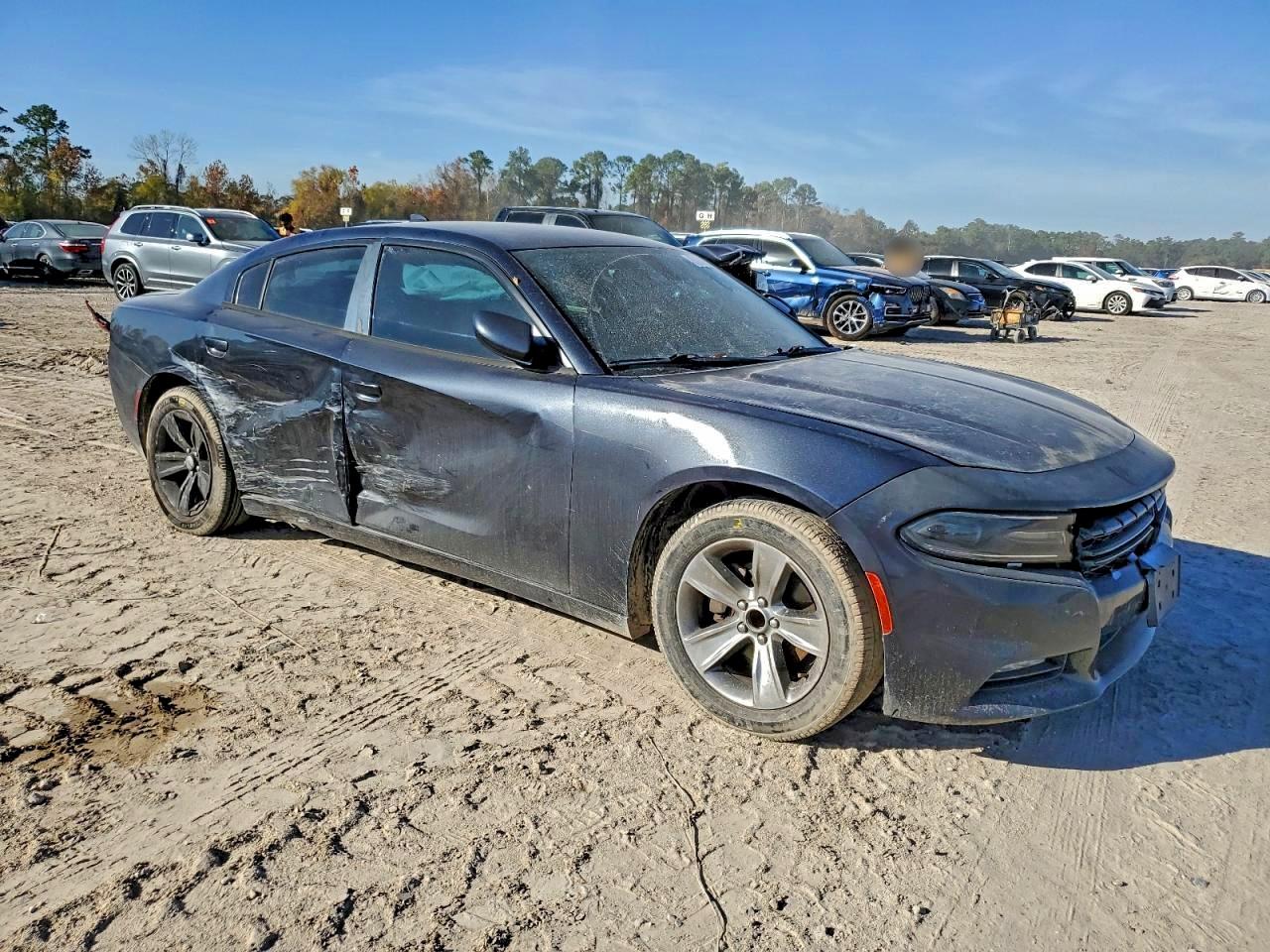 2016 DODGE CHARGER SXT photo 4