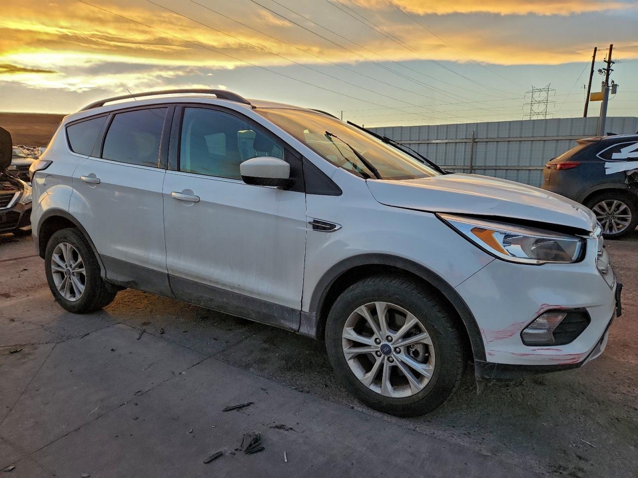 2018 FORD ESCAPE SE photo 7