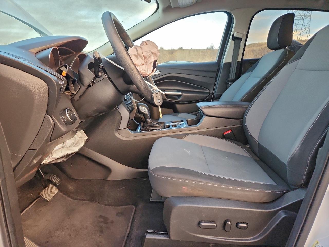 2018 FORD ESCAPE SE photo 13