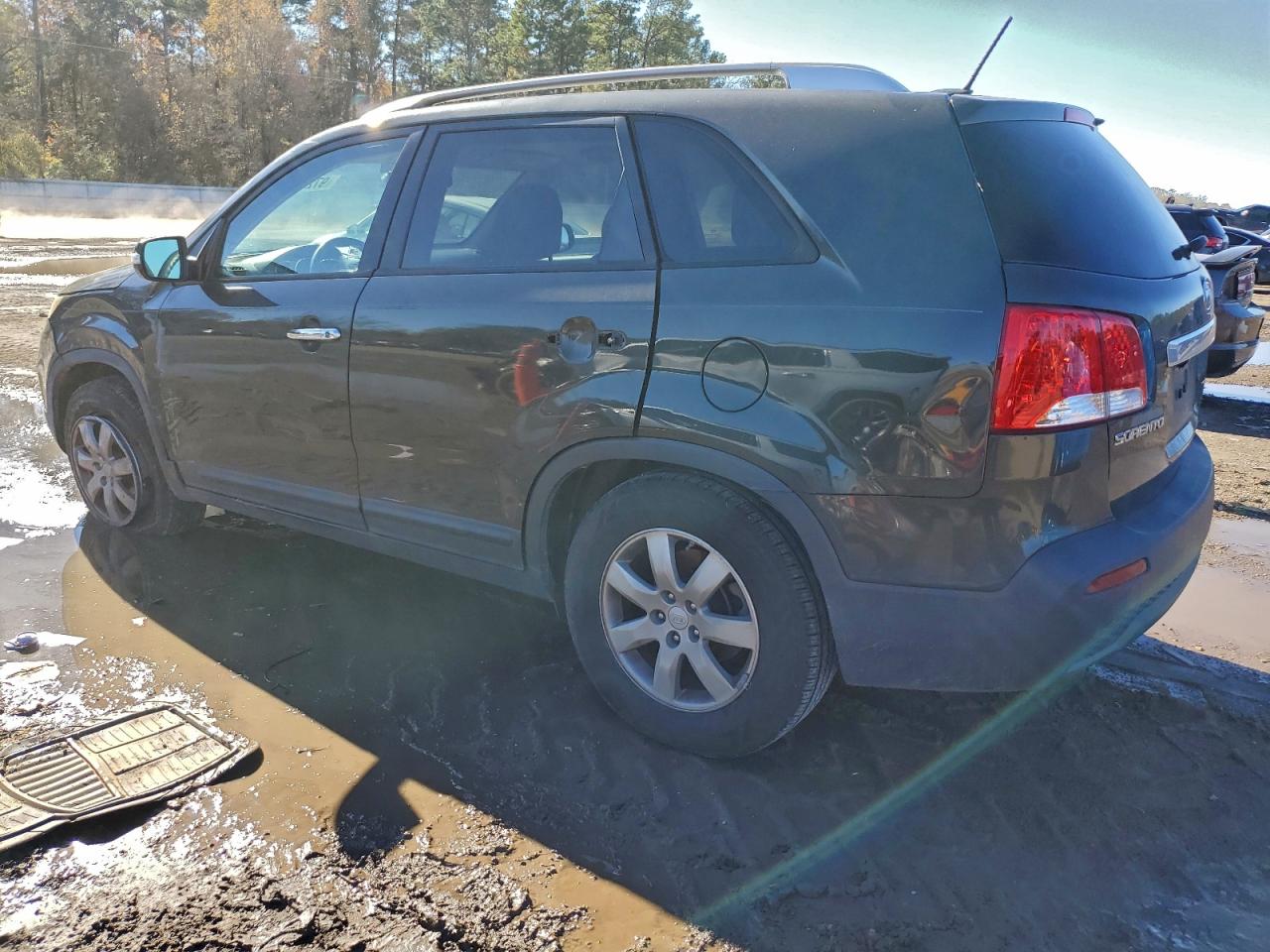2012 KIA SORENTO BASE photo 4
