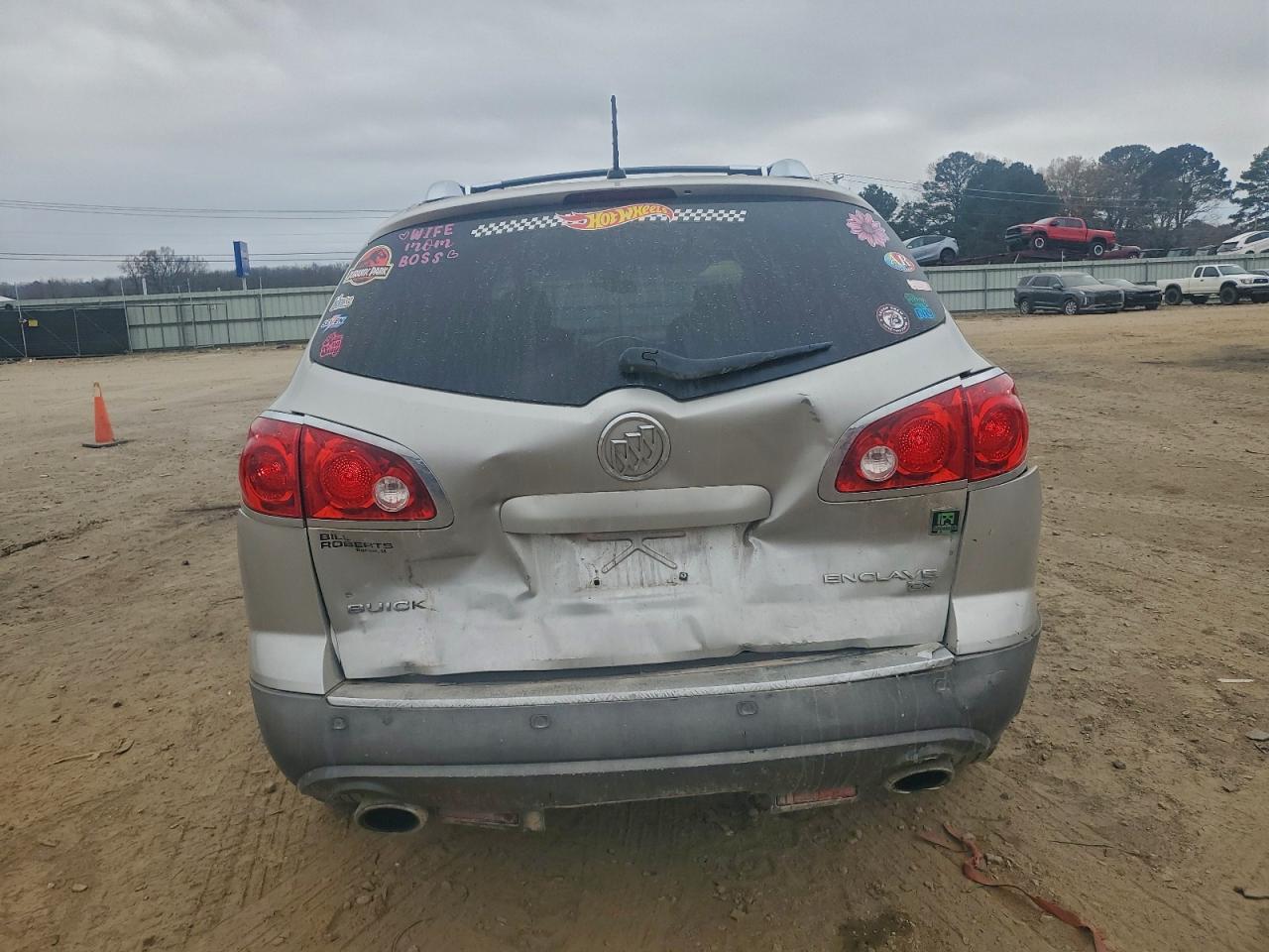 2008 BUICK ENCLAVE photo 16
