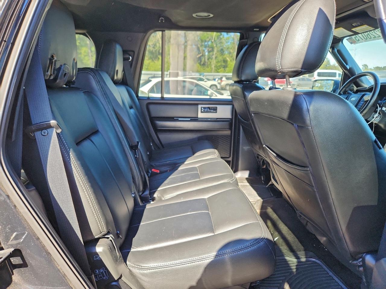 2015 FORD EXPEDITION XLT photo 19